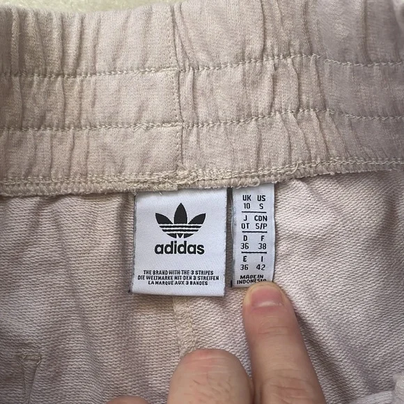 LIMITED EDITION Adidas Pink Cotton Shorts with Rose gold details - Picture 8 of 8